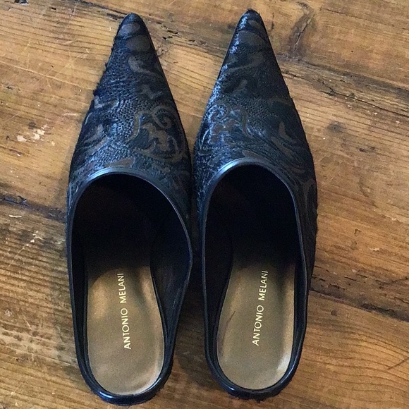 Antonio Melani Vintage Heels size 8M main image 3